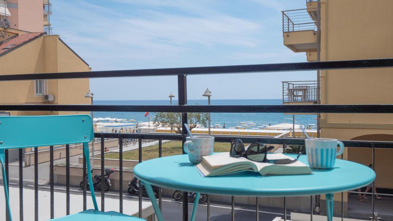 Babyaccommodation Family Experience III Pietra Ligure Exterior photo